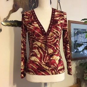 Styles wine animal print grommet velvet top M